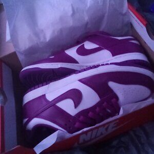 Nike Dunk low (GS) purple and white